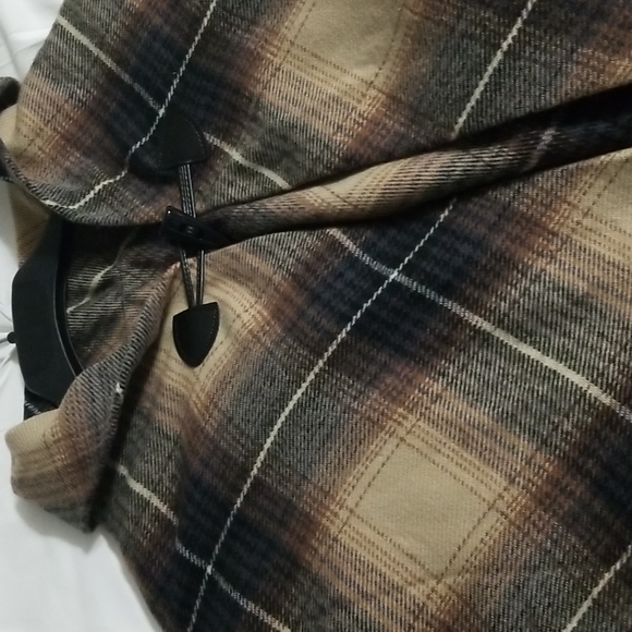 Wrap - Picture 2 of 2